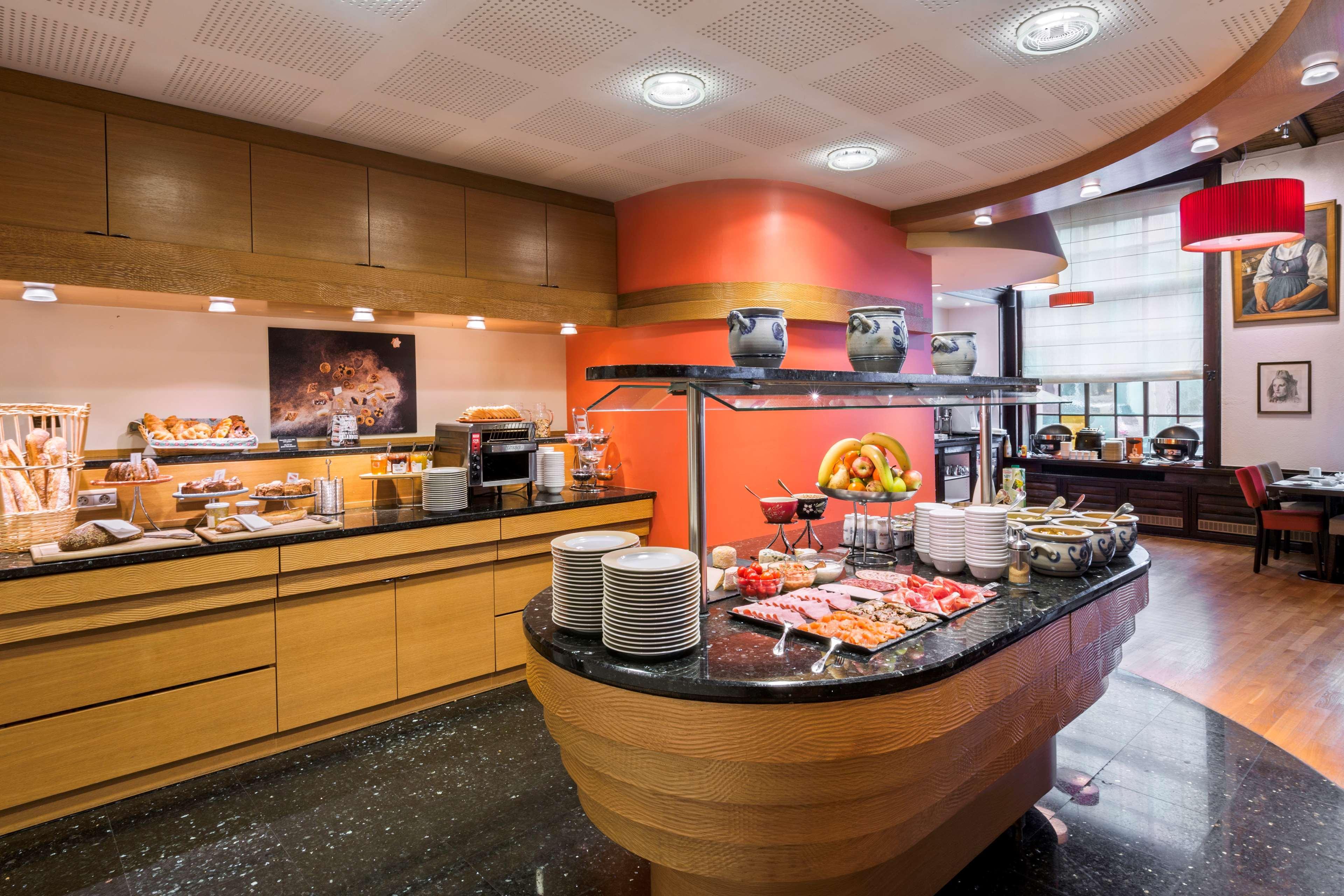 Western Monopole Metropole Hotel