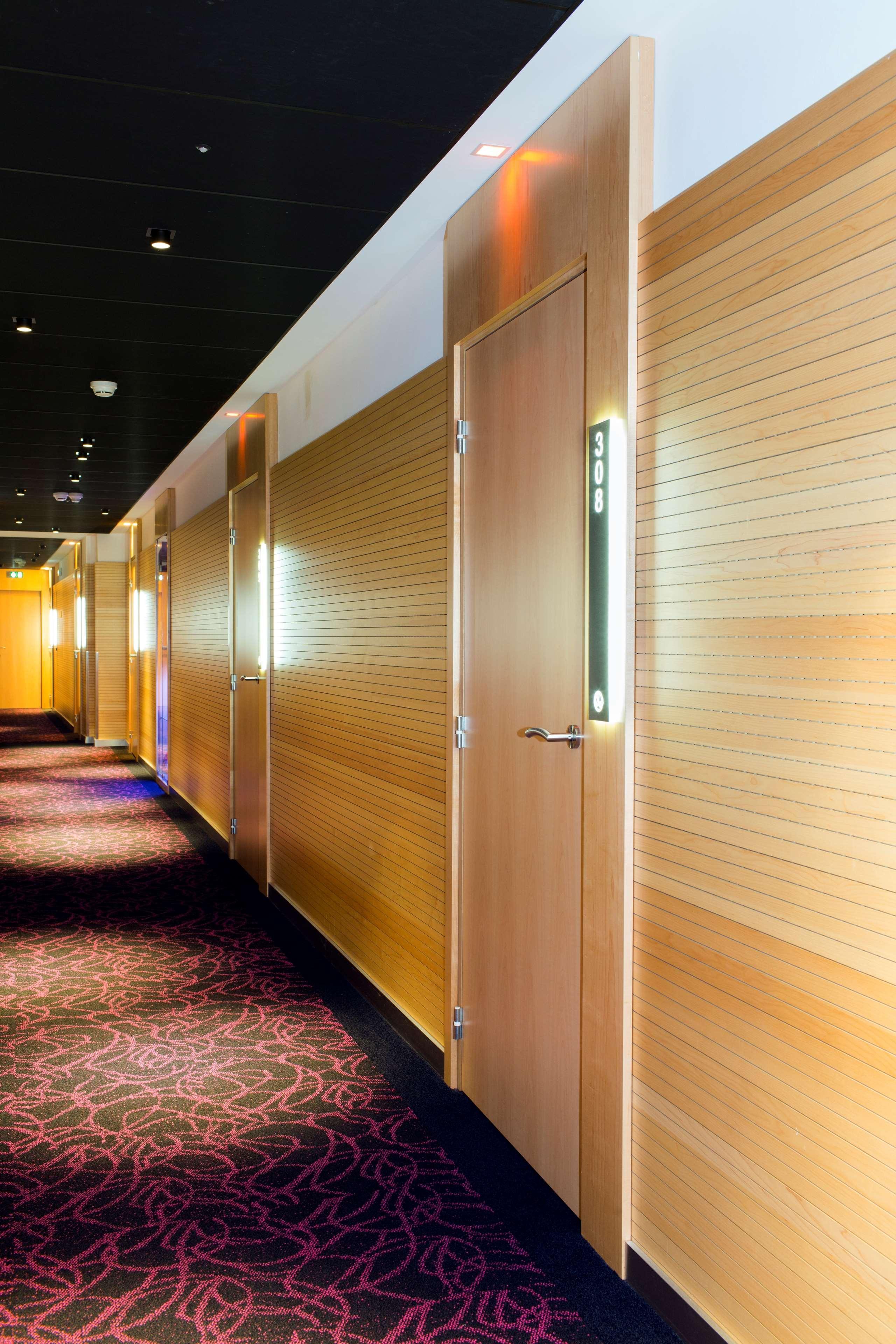 Western Monopole Metropole 4*